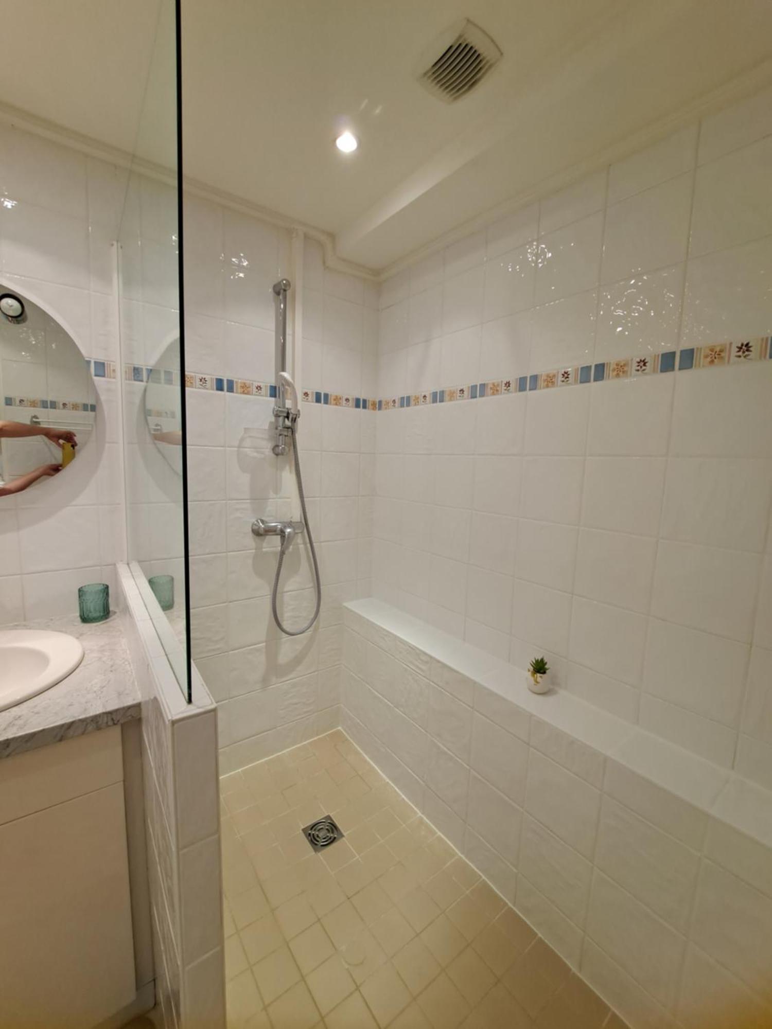Le Duc De Savoie Thonon Apartment Екстериор снимка