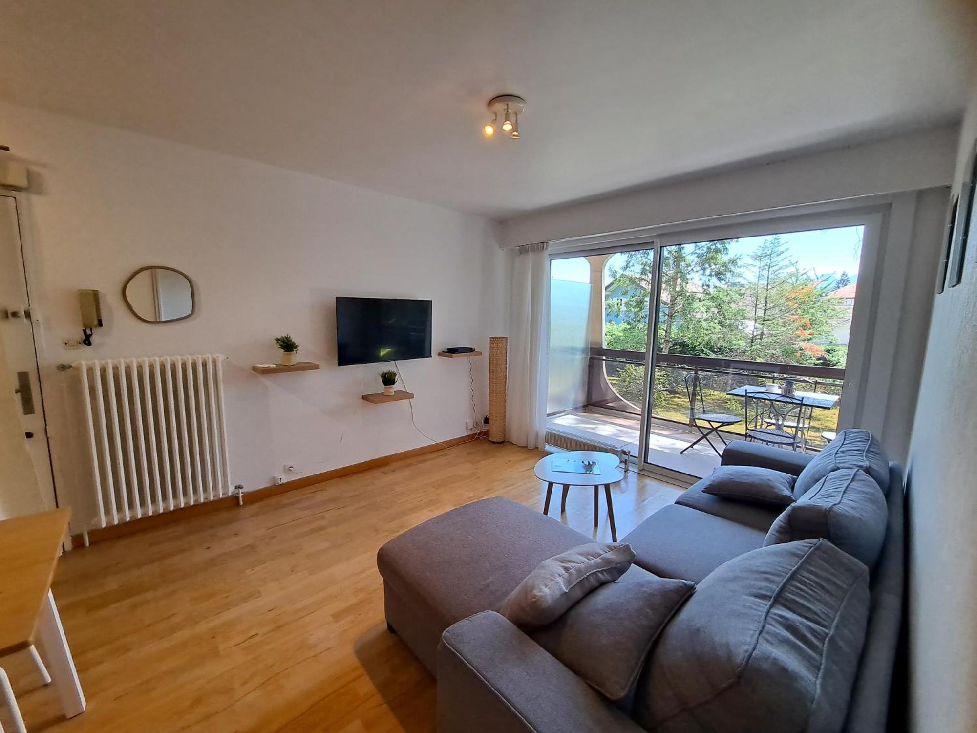 Le Duc De Savoie Thonon Apartment Екстериор снимка